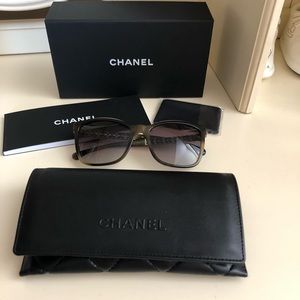 CHANEL Sunglasses